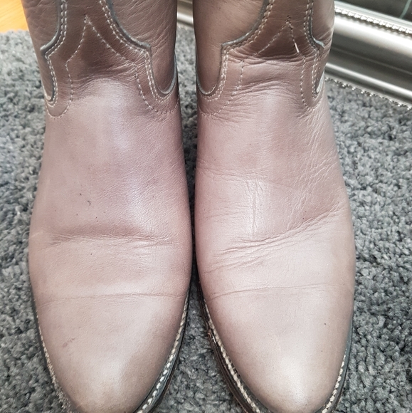 Cowboy boots - Picture 2 of 15
